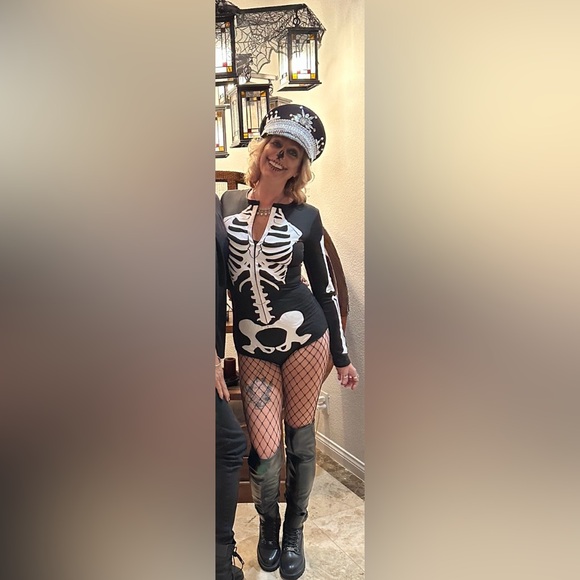 SEXY SKELETON BODYSUIT COSTUME Size XS & FESTIVAL HAT - Picture 13 of 13